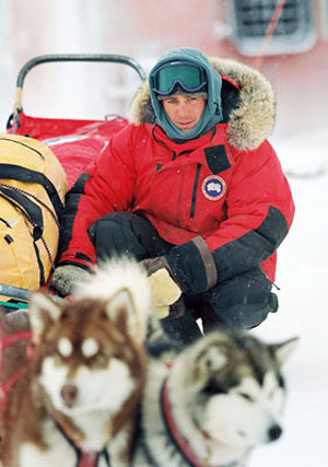 Eight Below-1-300-Paul_Walker